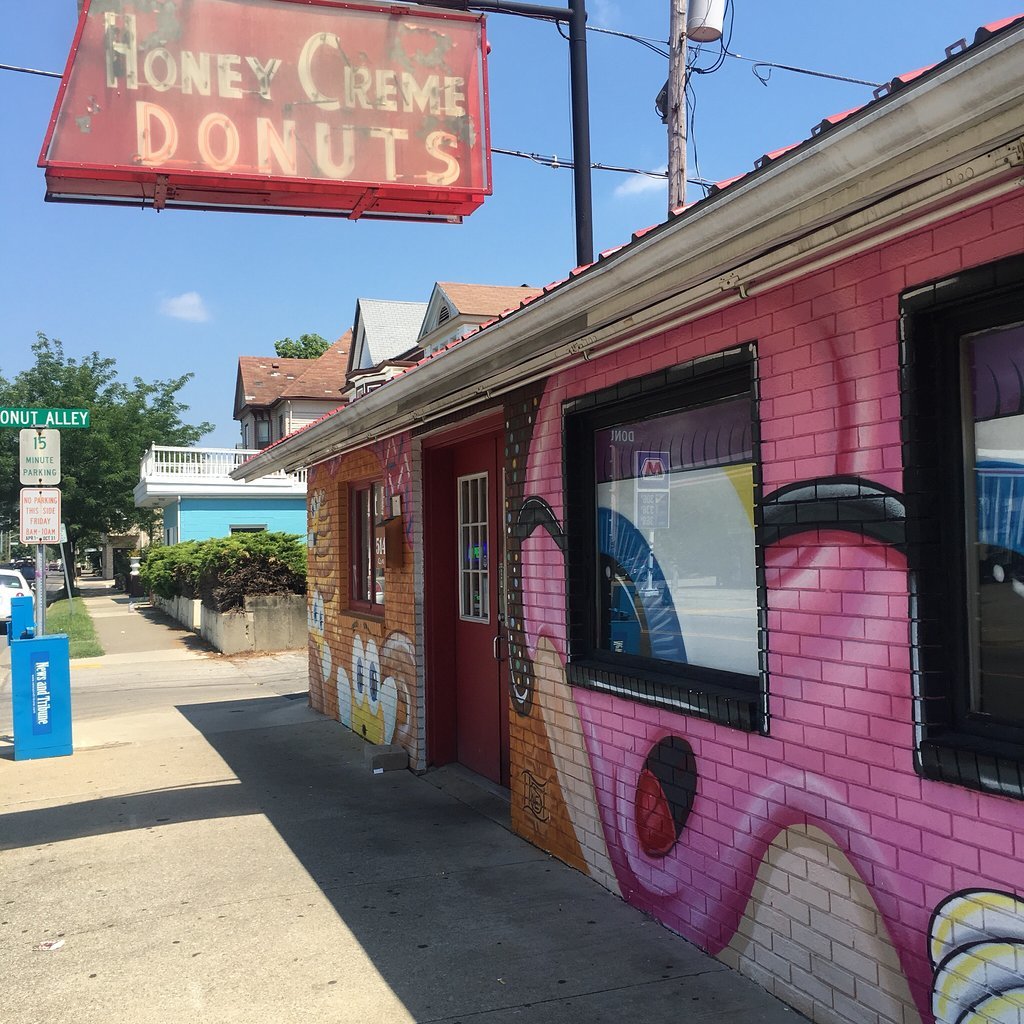 Honey Creme Donut Shop